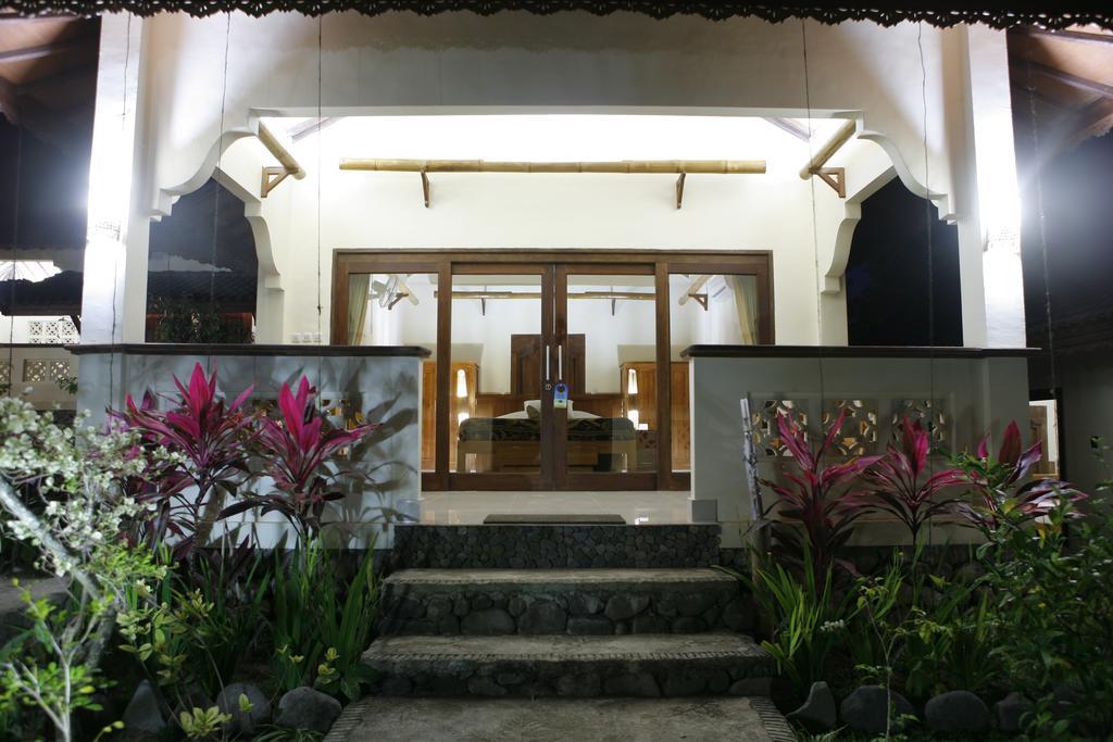 Rinjani Lodge Senaru Exterior photo